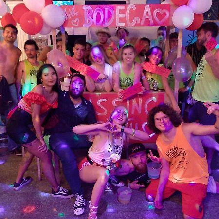 Bodega Phuket Patong (Adults Only) Hostel Exterior photo