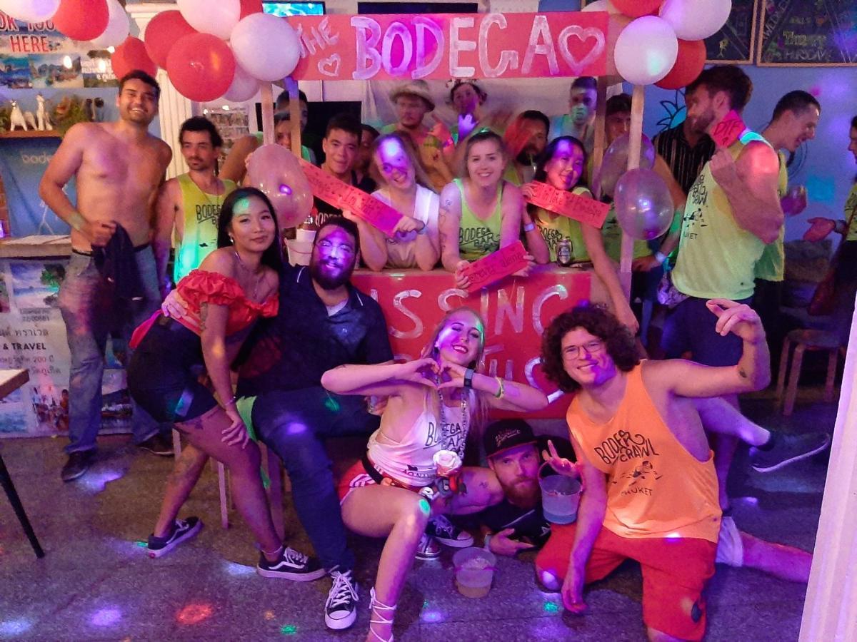 Bodega Phuket Patong (Adults Only) Hostel Exterior photo